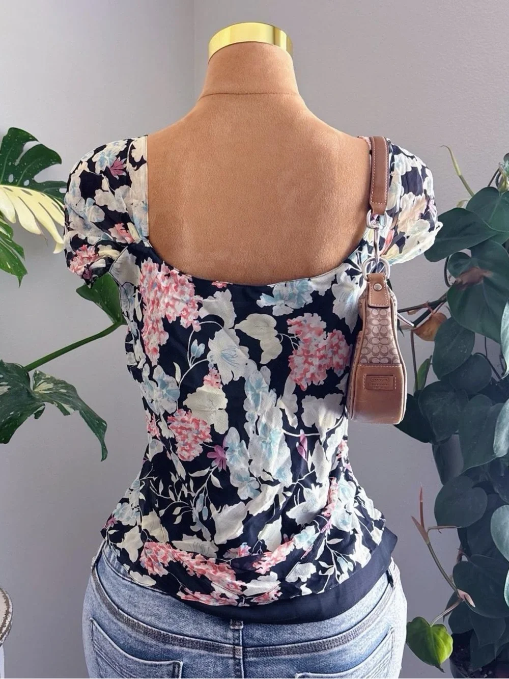 Jones New York 100% Silk Floral Puff Sleeve Handkerchief Hem Blouse – Size 16 - Picture 6 of 7